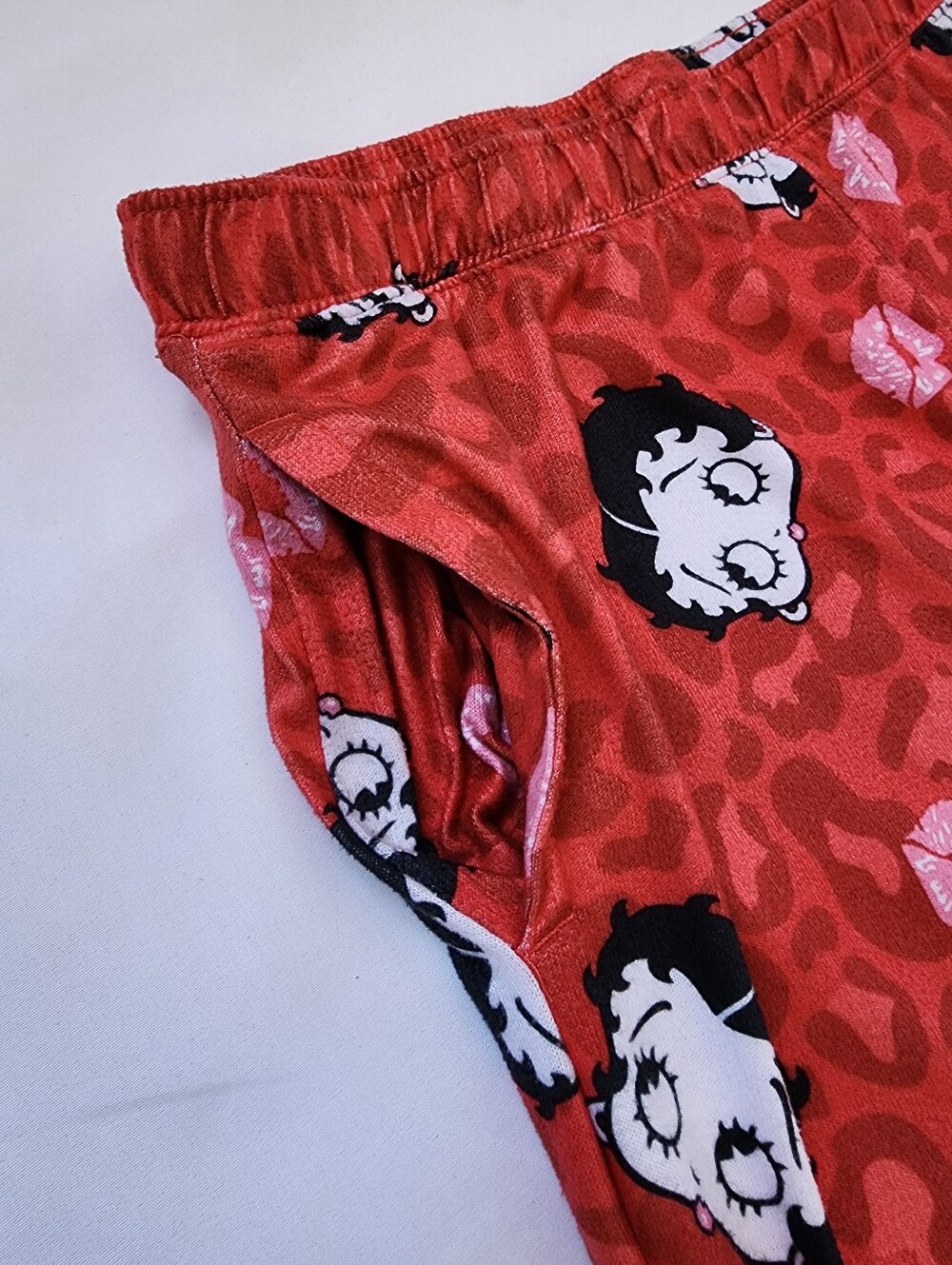 Betty Boop Pajama Pants Women's Large 12/14 Pink Lips Lounge Sleep Pants - Picture 5 of 7